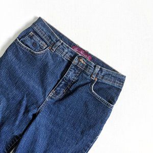 High-Waisted Jeans